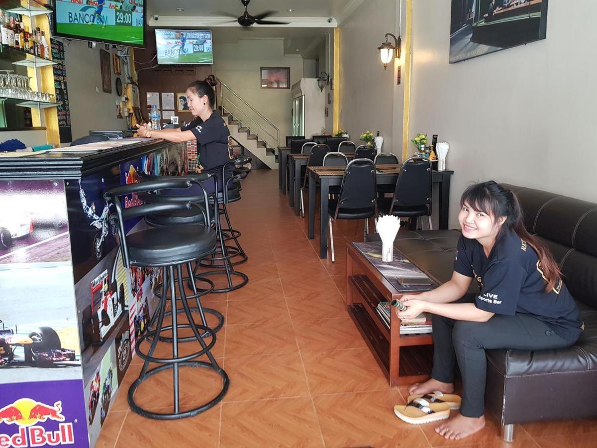 Oyo 739 Presley Guesthouse Phuket Patong Ngoại thất bức ảnh